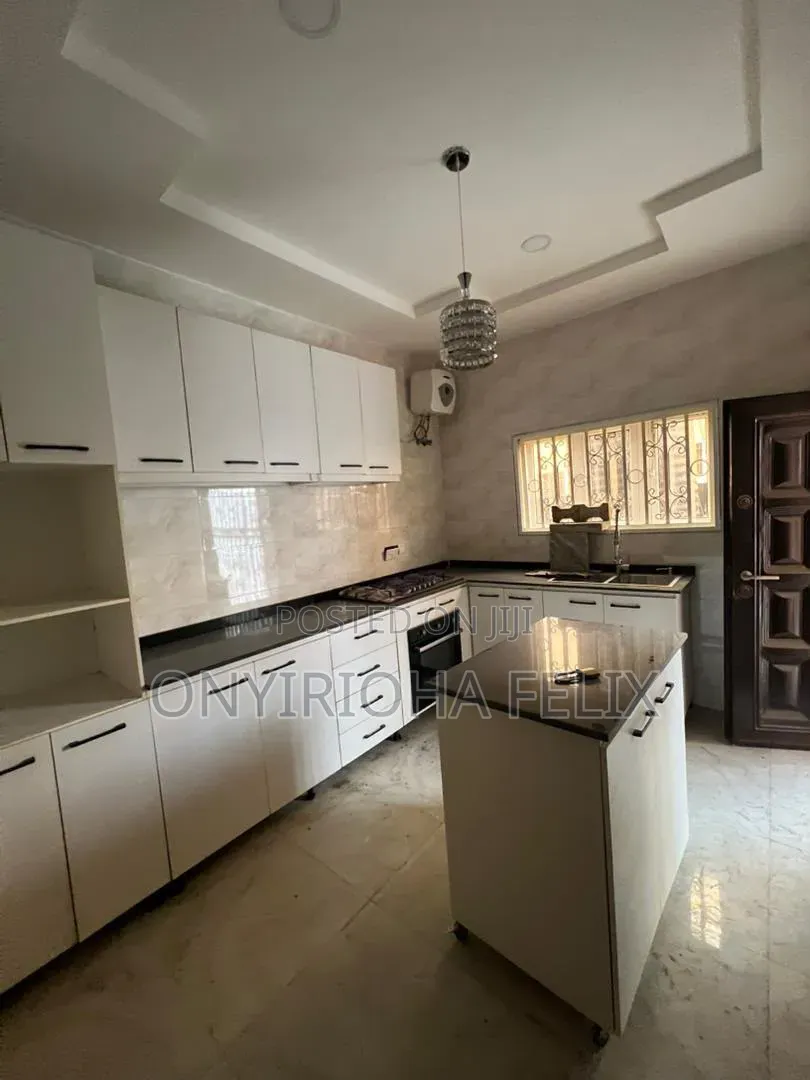 4bdrm Townhouse / Terrace in Jahi Gilmore for rent