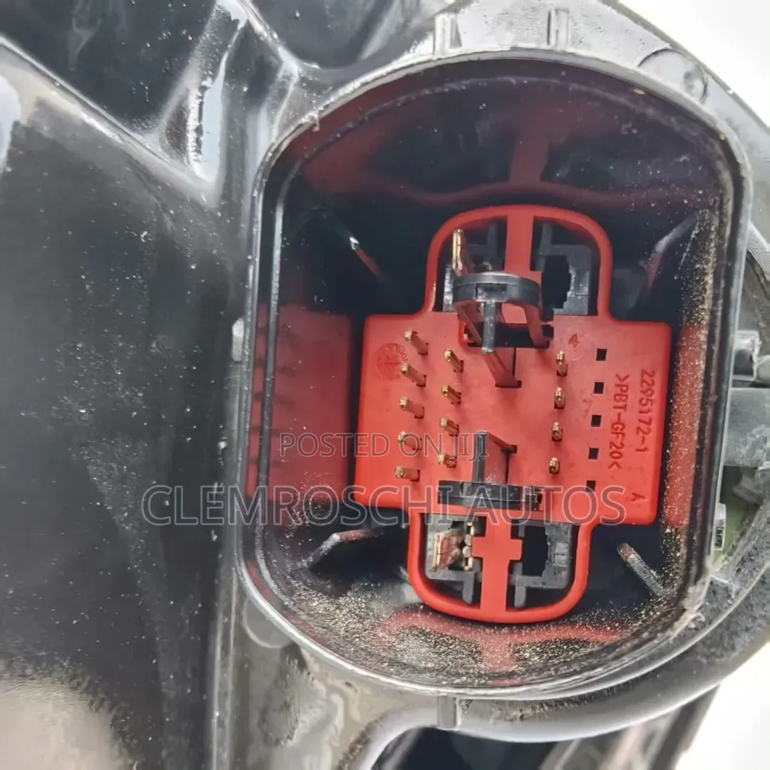 High Quality Certified Complete Brand New Head Lamp Jaguar Xe 2025.