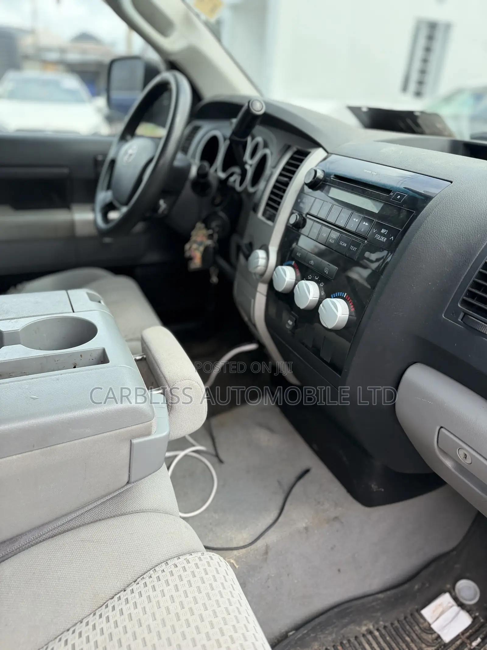 Toyota Tundra Double Cab 4x4 SR5 5.7L Long Bed 2008 Gray