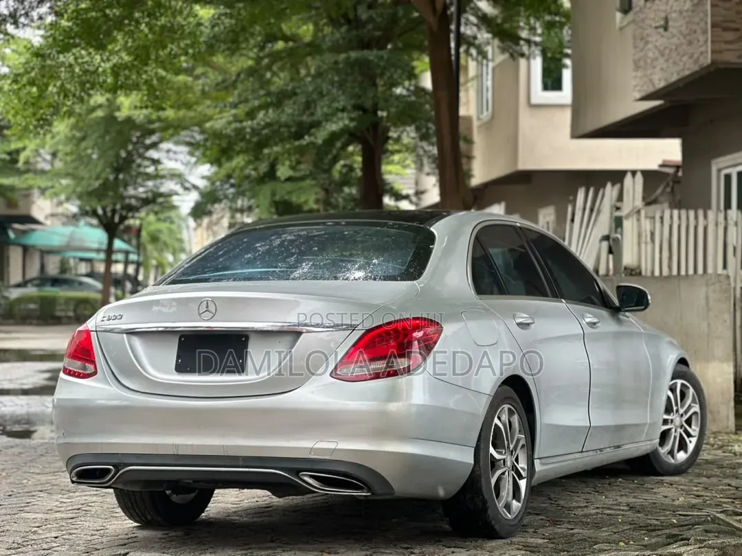 Mercedes-Benz C300 2015 Silver