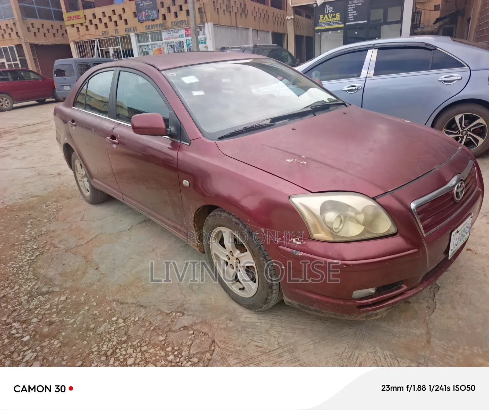 Toyota Avensis 2007 Red