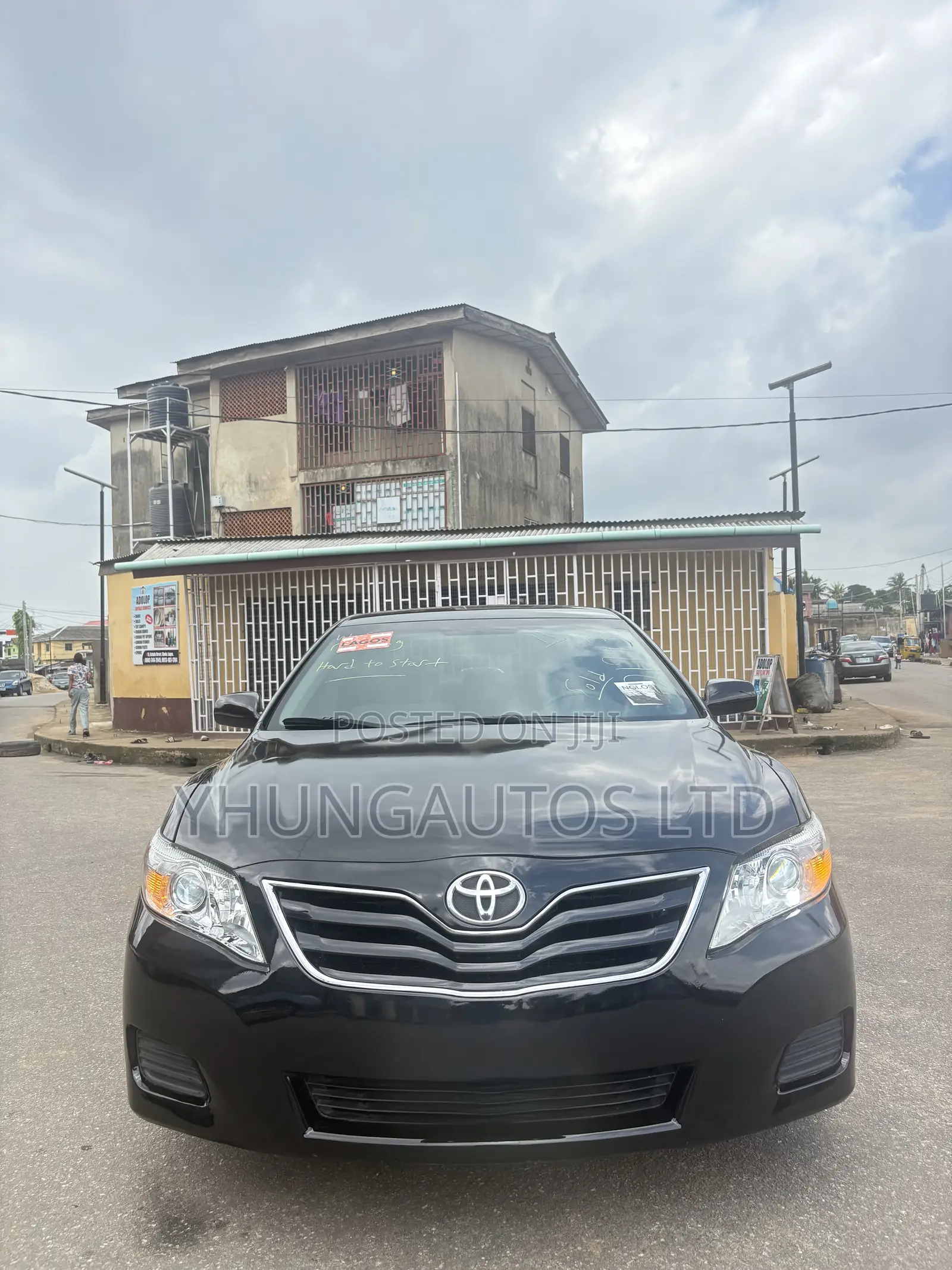 Toyota Camry LE V6 4dr Sedan (3.5L 6cyl 6AM) 2010 Black