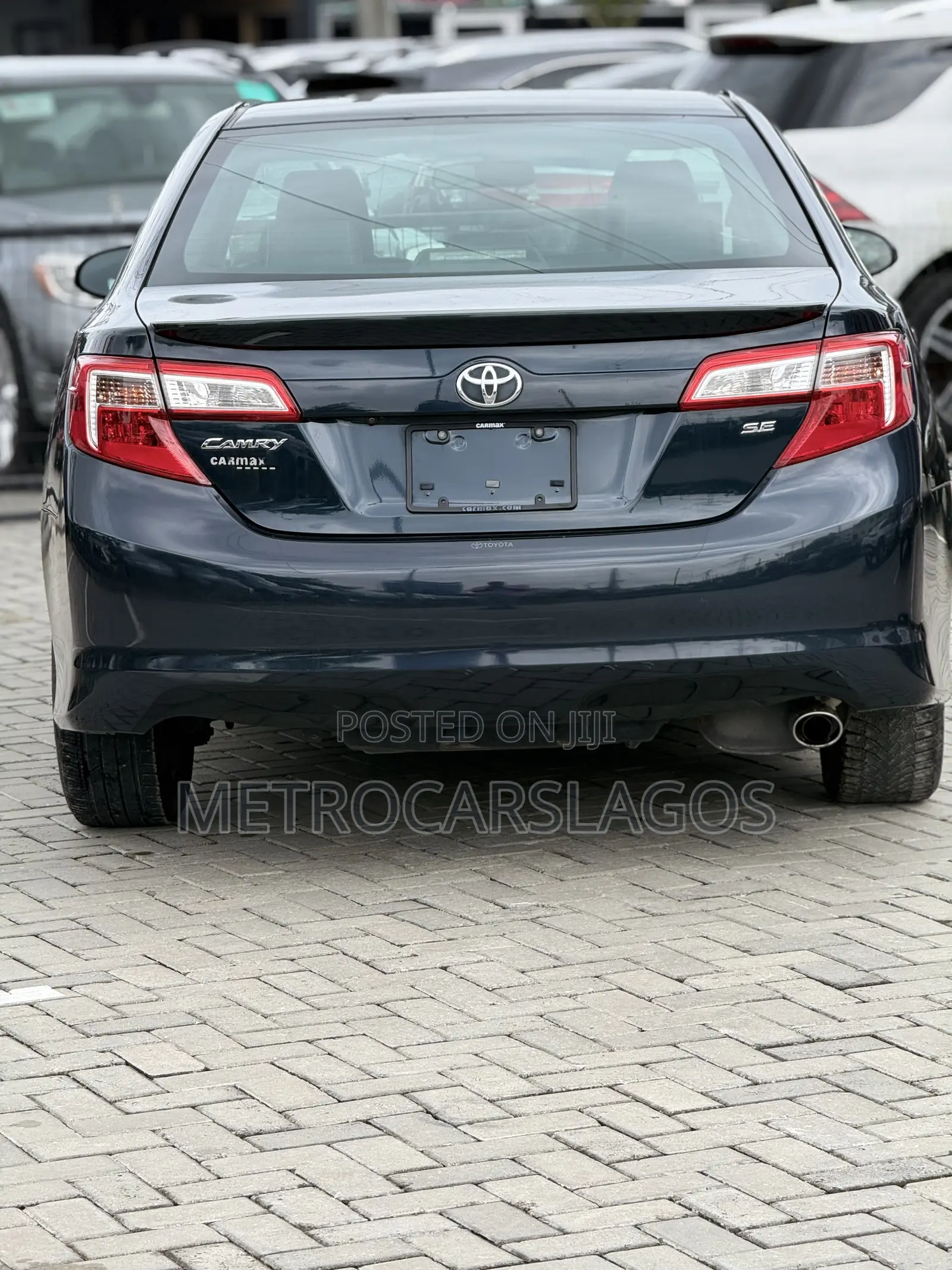 Toyota Camry SE 4dr Sedan (2.5L 4cyl 6A) 2014