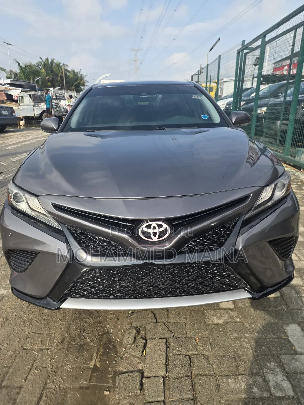 Toyota Camry 2018 Gray