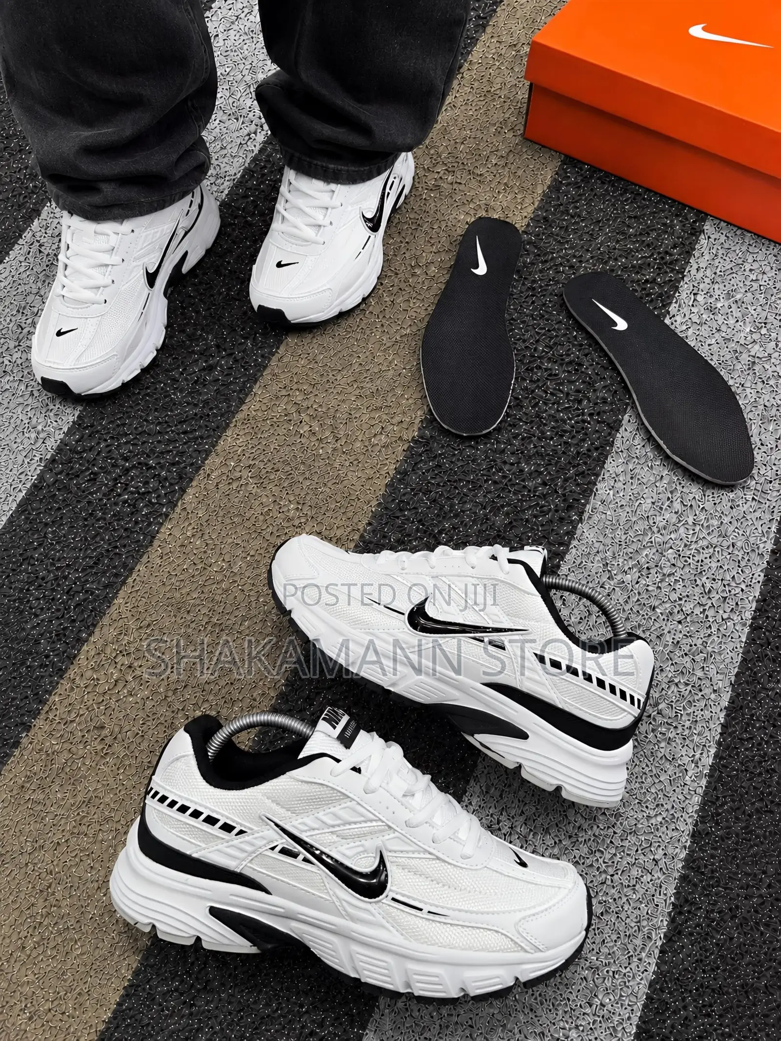 New Nike Initiator ‘Black White’ SNKS