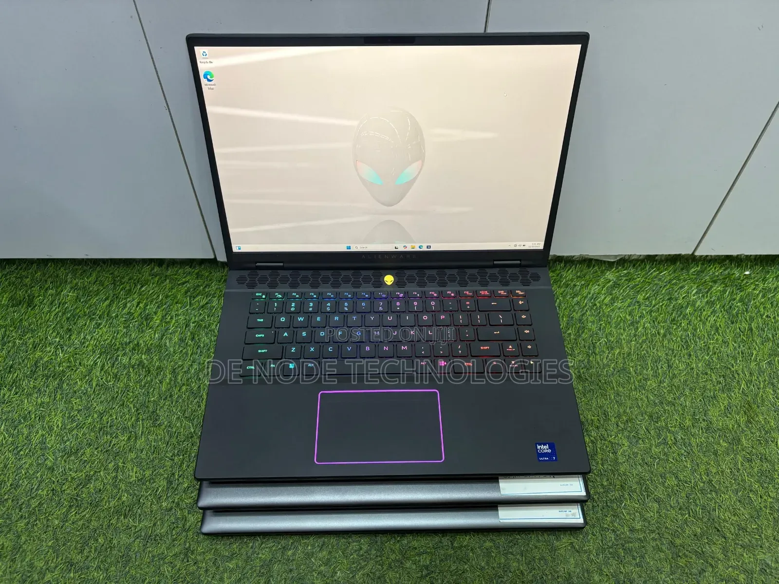 Laptop Alienware M16 R2 16GB Intel Core Ultra 7 SSD 1T