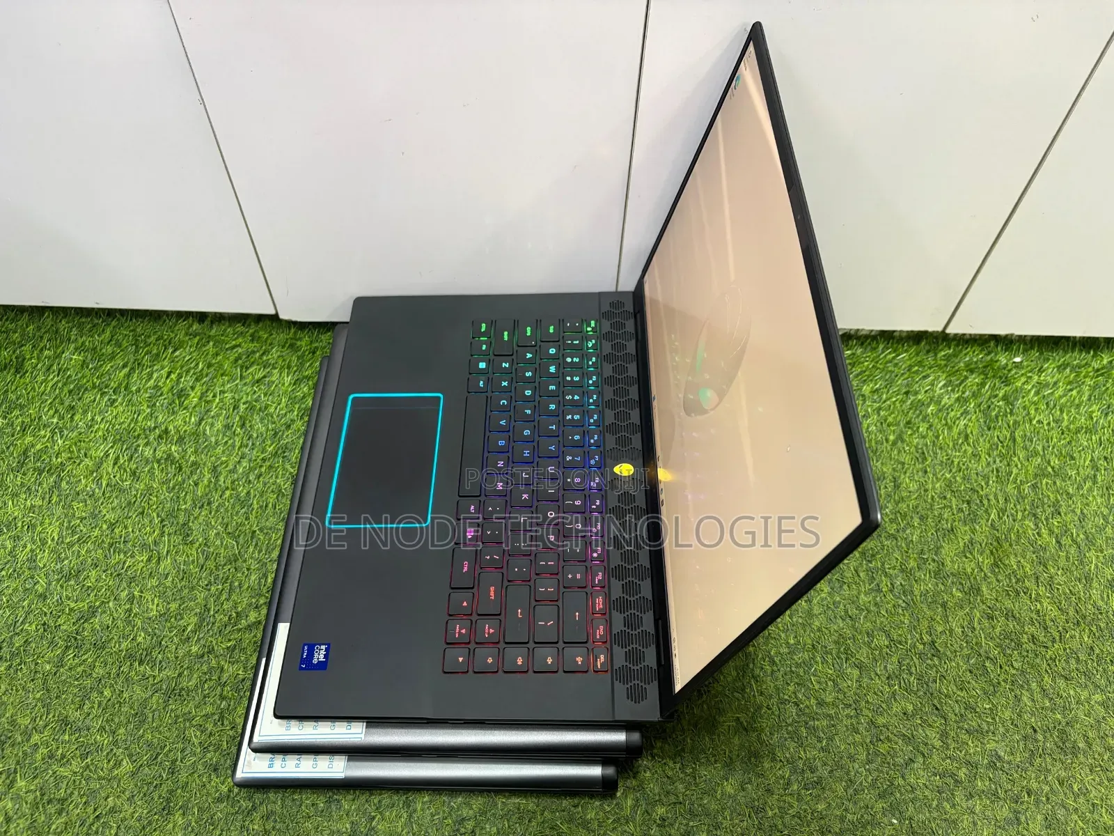Laptop Alienware M16 R2 16GB Intel Core Ultra 7 SSD 1T