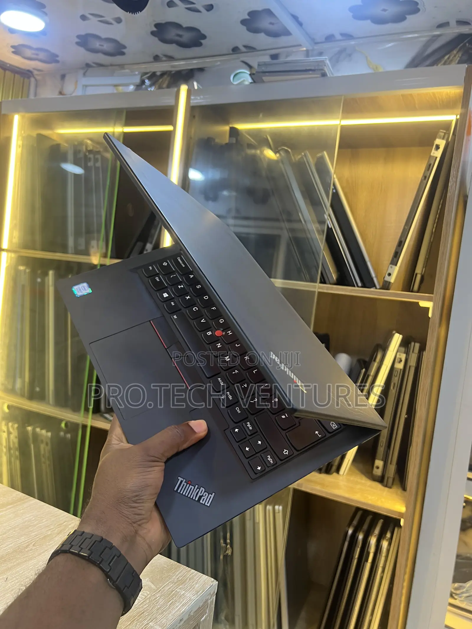 Laptop Lenovo ThinkPad T490s 16GB Intel Core i7 SSD 256GB