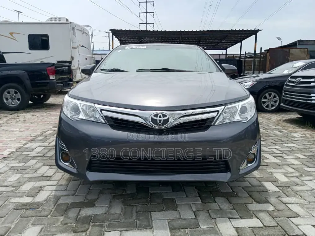 Toyota Camry 2013 Gray