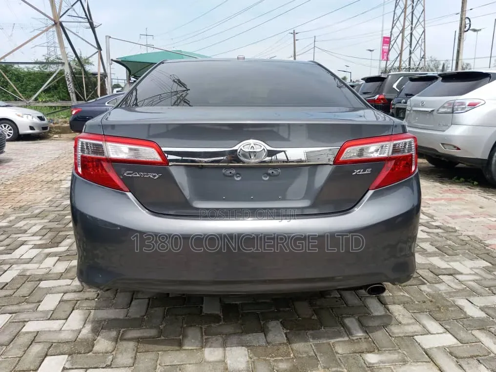 Toyota Camry 2013 Gray