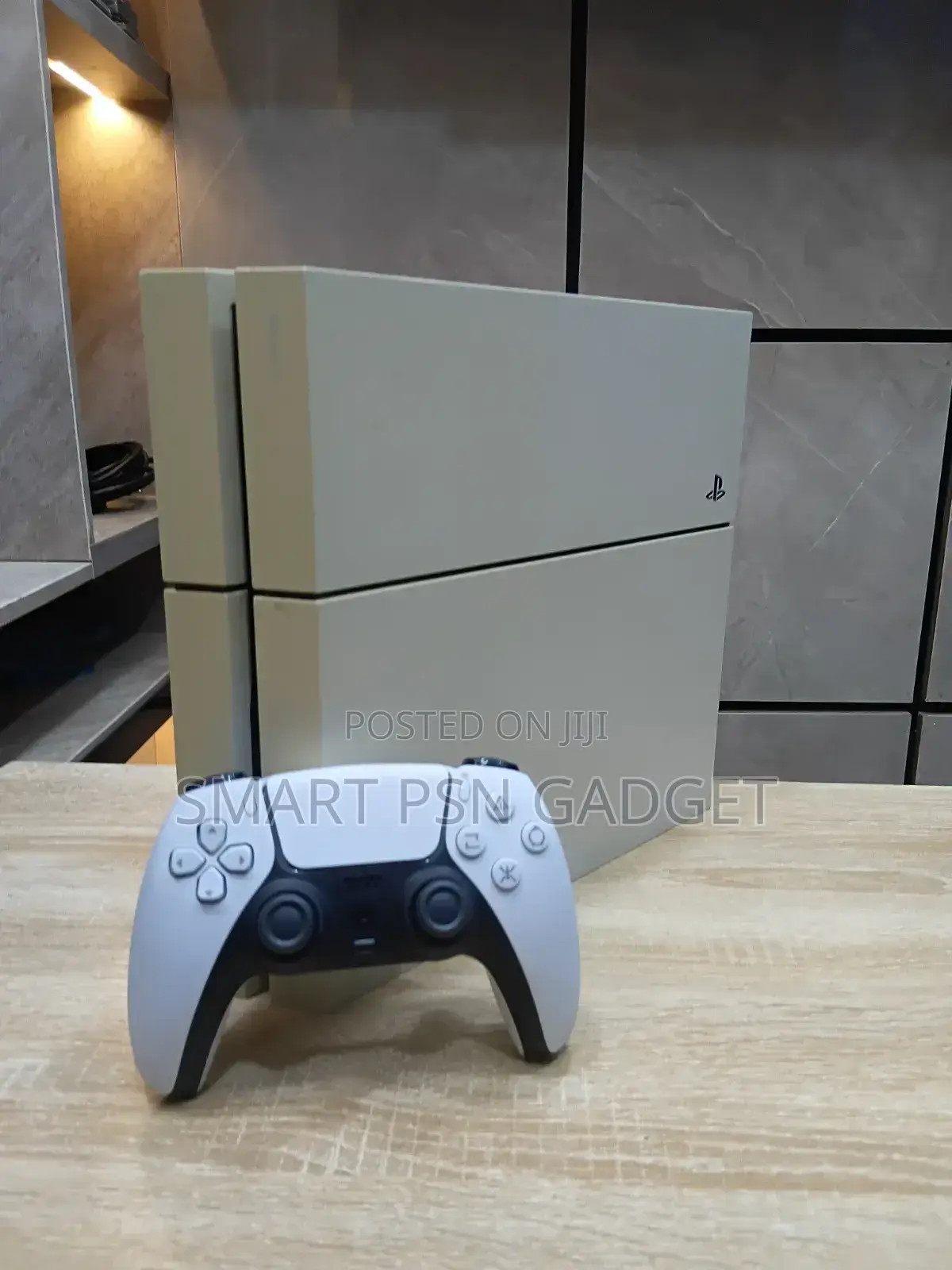White Ps4 Big Console || 10 Games Installed