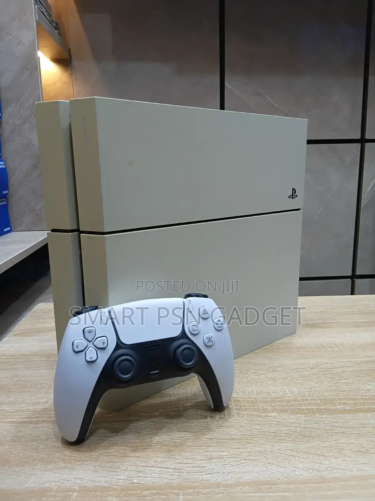 White Ps4 Big Console || 10 Games Installed