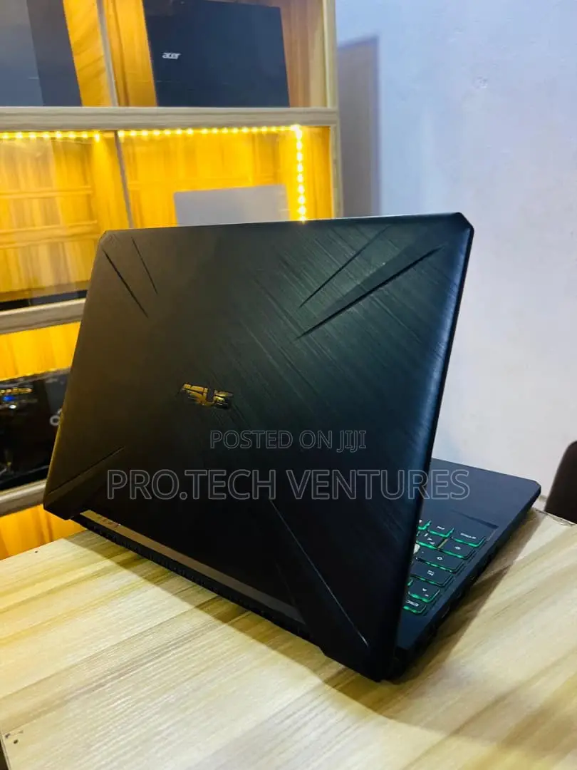 Laptop Asus TUF Gaming FX504 16GB AMD Ryzen 7 SSD 512GB