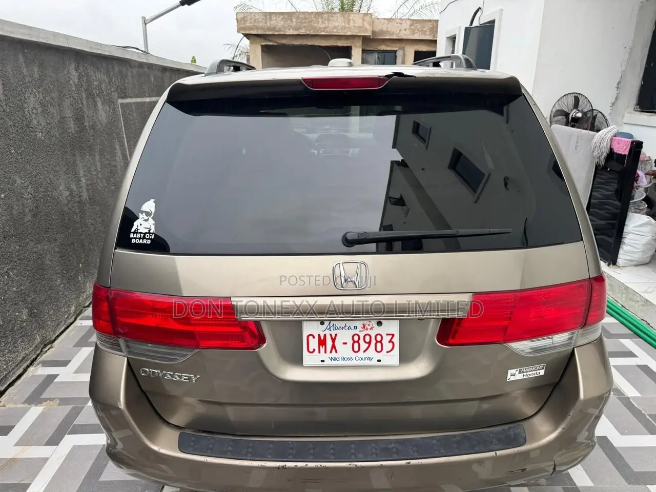 Honda Odyssey Touring 2009 Gold