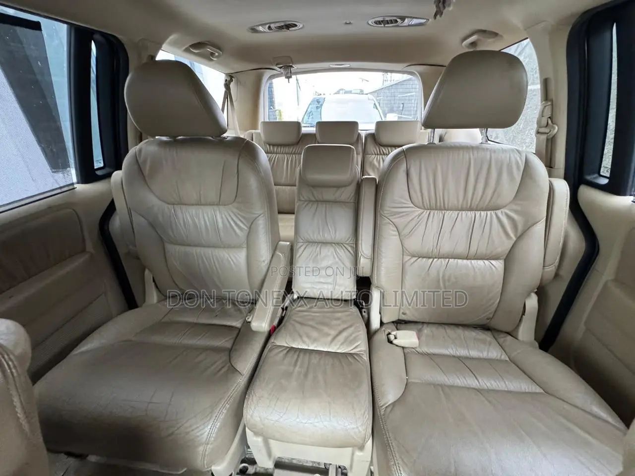 Honda Odyssey Touring 2009 Gold