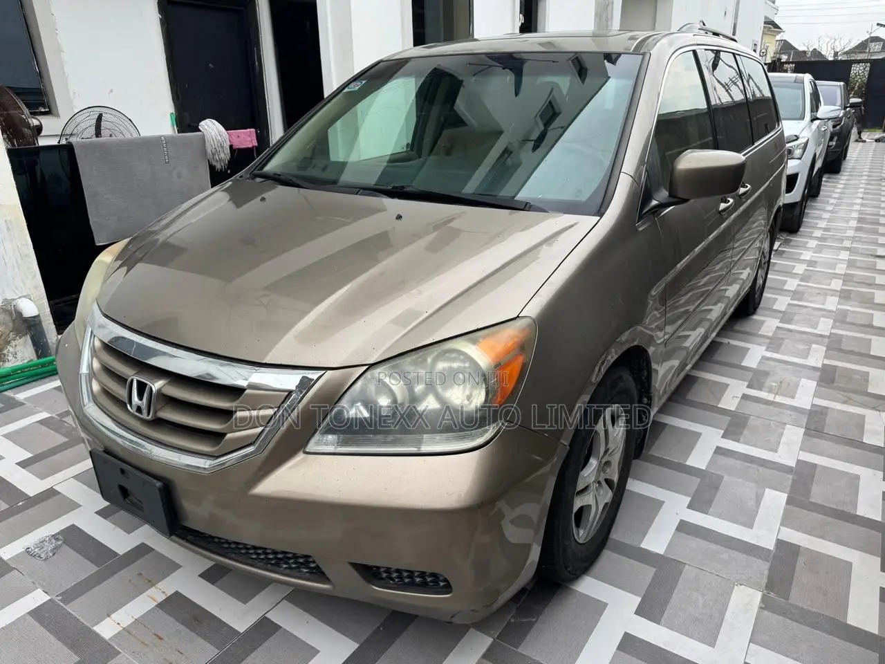 Honda Odyssey Touring 2009 Gold