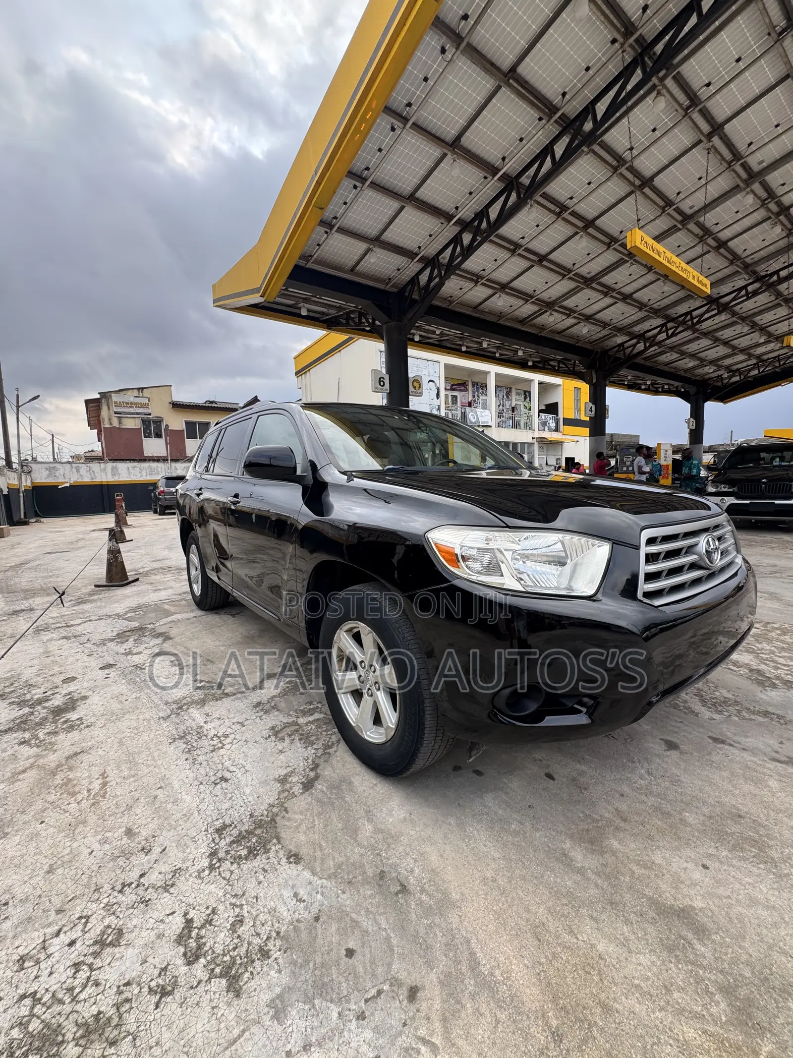 Toyota Highlander Base 2010 Black