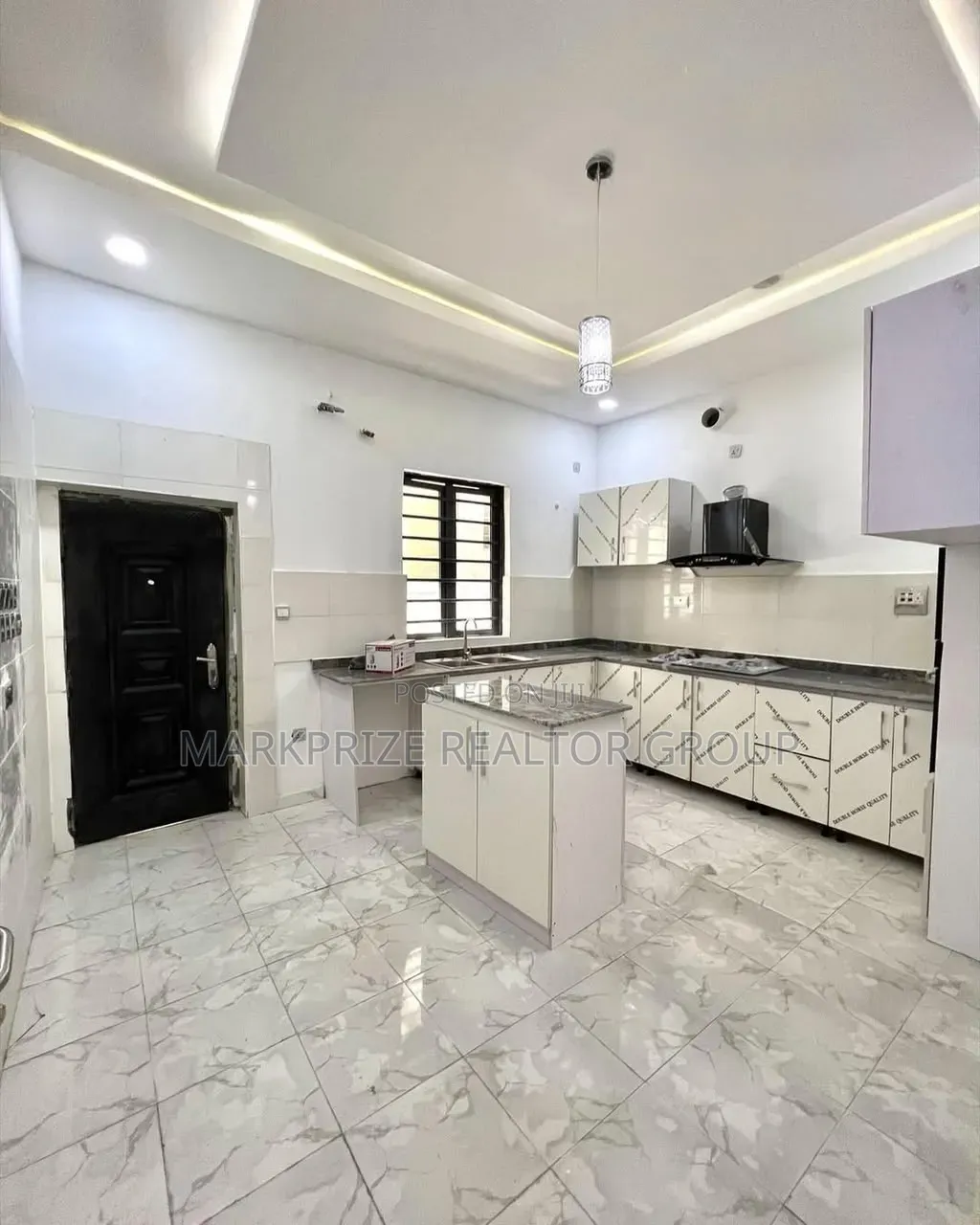4bdrm Duplex in Chevron Lekki for rent