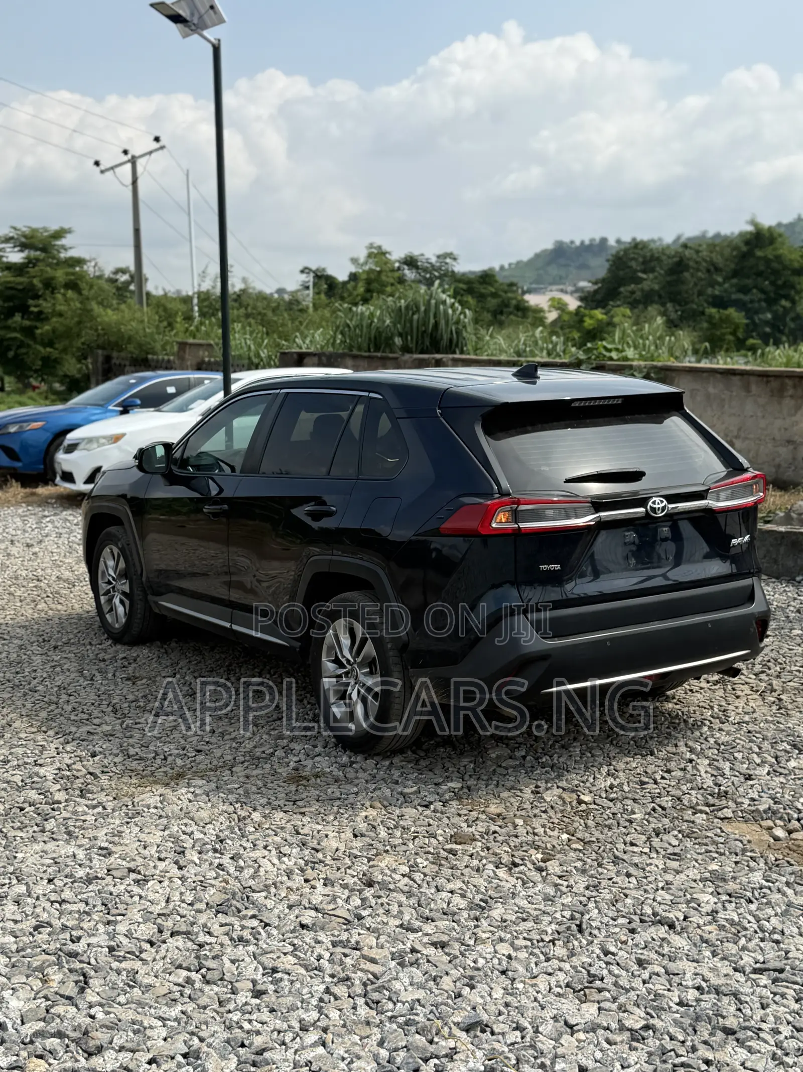 Toyota RAV4 2023 Gray