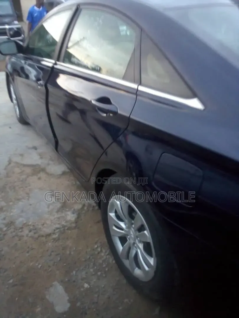 Hyundai Sonata 2013 Blue