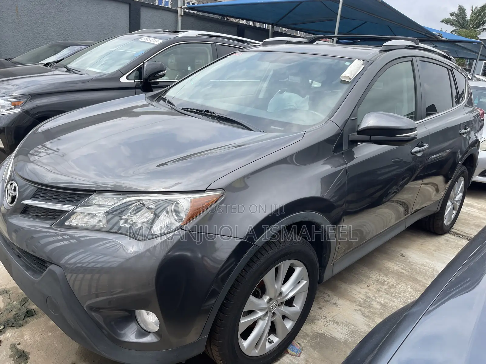 Toyota RAV4 Limited 4dr SUV (2.5L 4cyl 6A) 2015 Gray