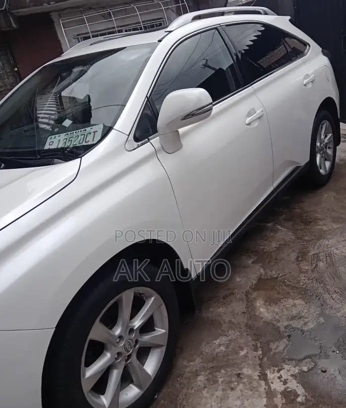 Lexus RX 350 FWD 2012 White