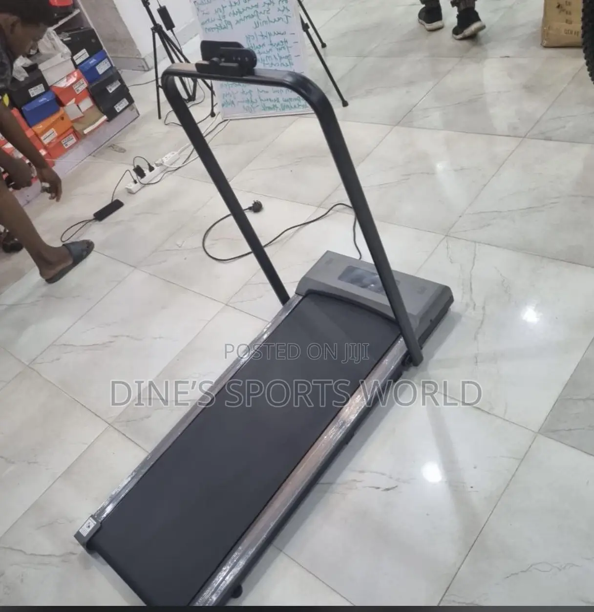 Brand New 2hp Platform Treadmill/Walking Pad