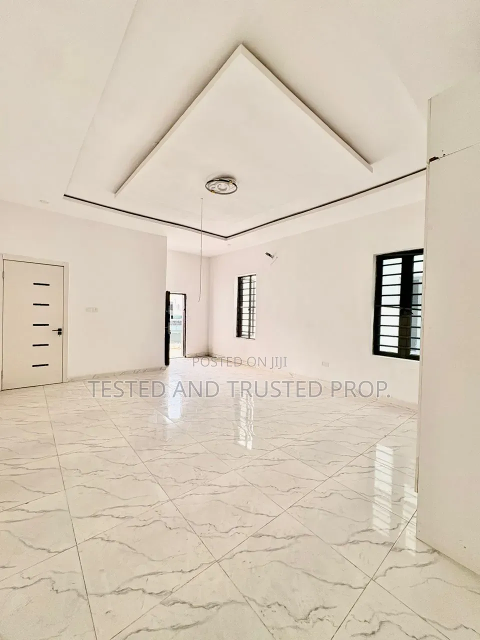 4bdrm Duplex in Orchid Road Lekki, Chevron for sale