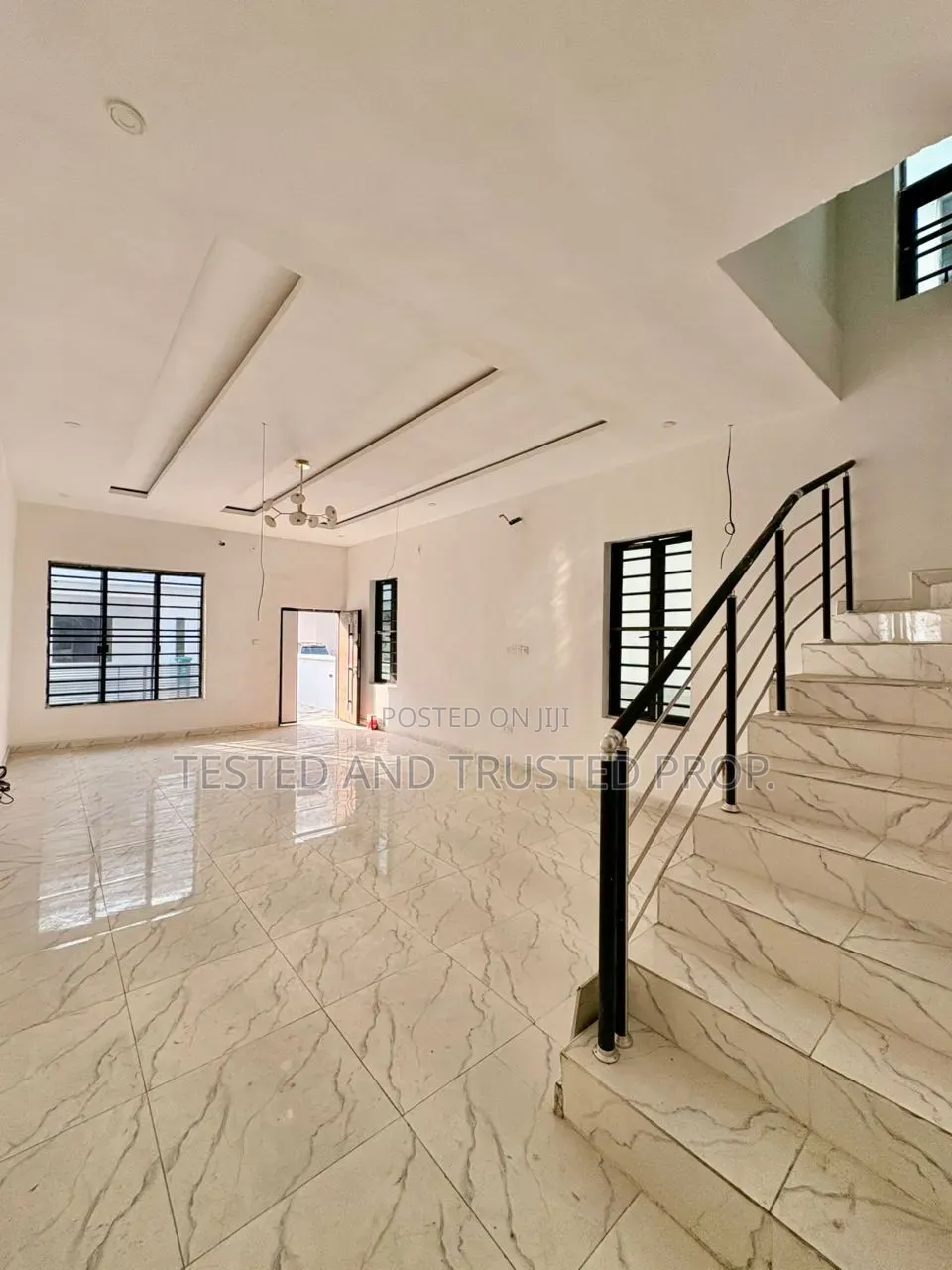 4bdrm Duplex in Orchid Road Lekki, Chevron for sale