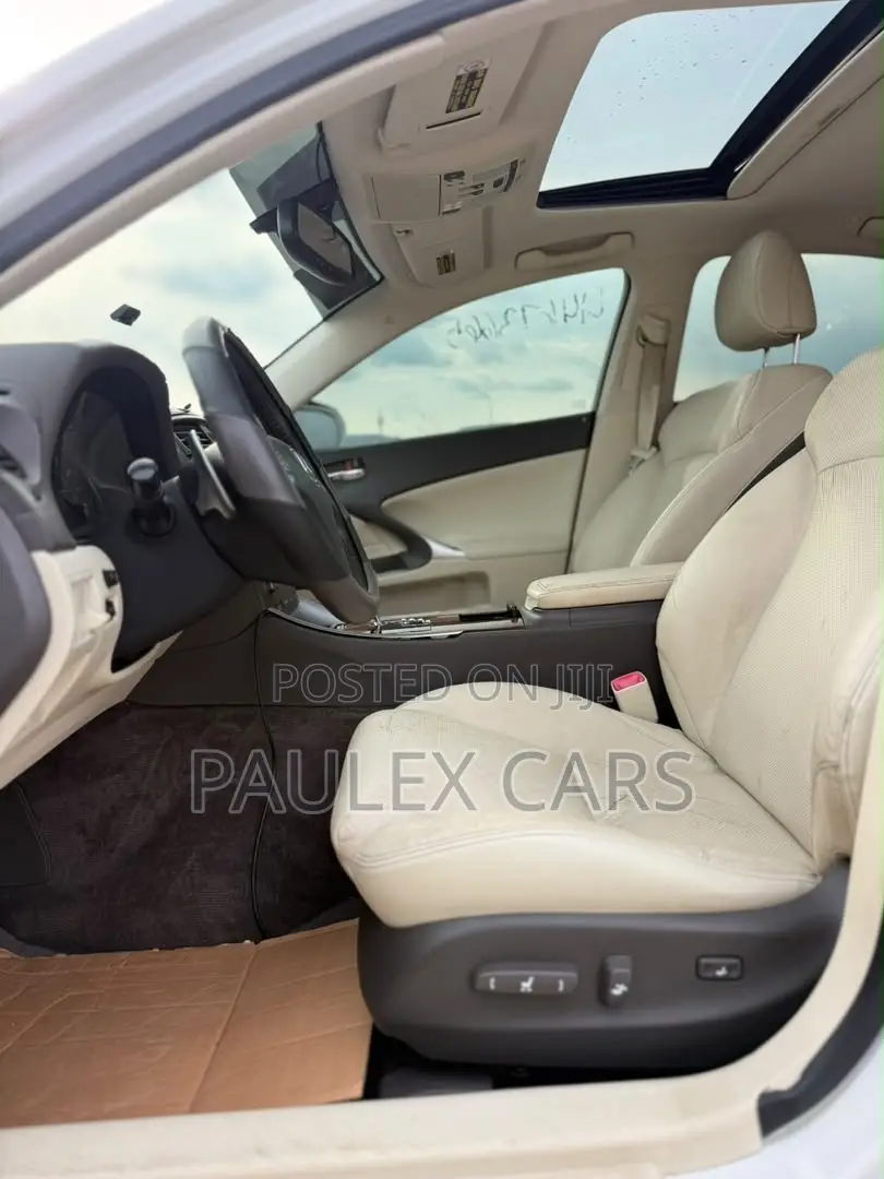 Lexus IS 250 2010 White
