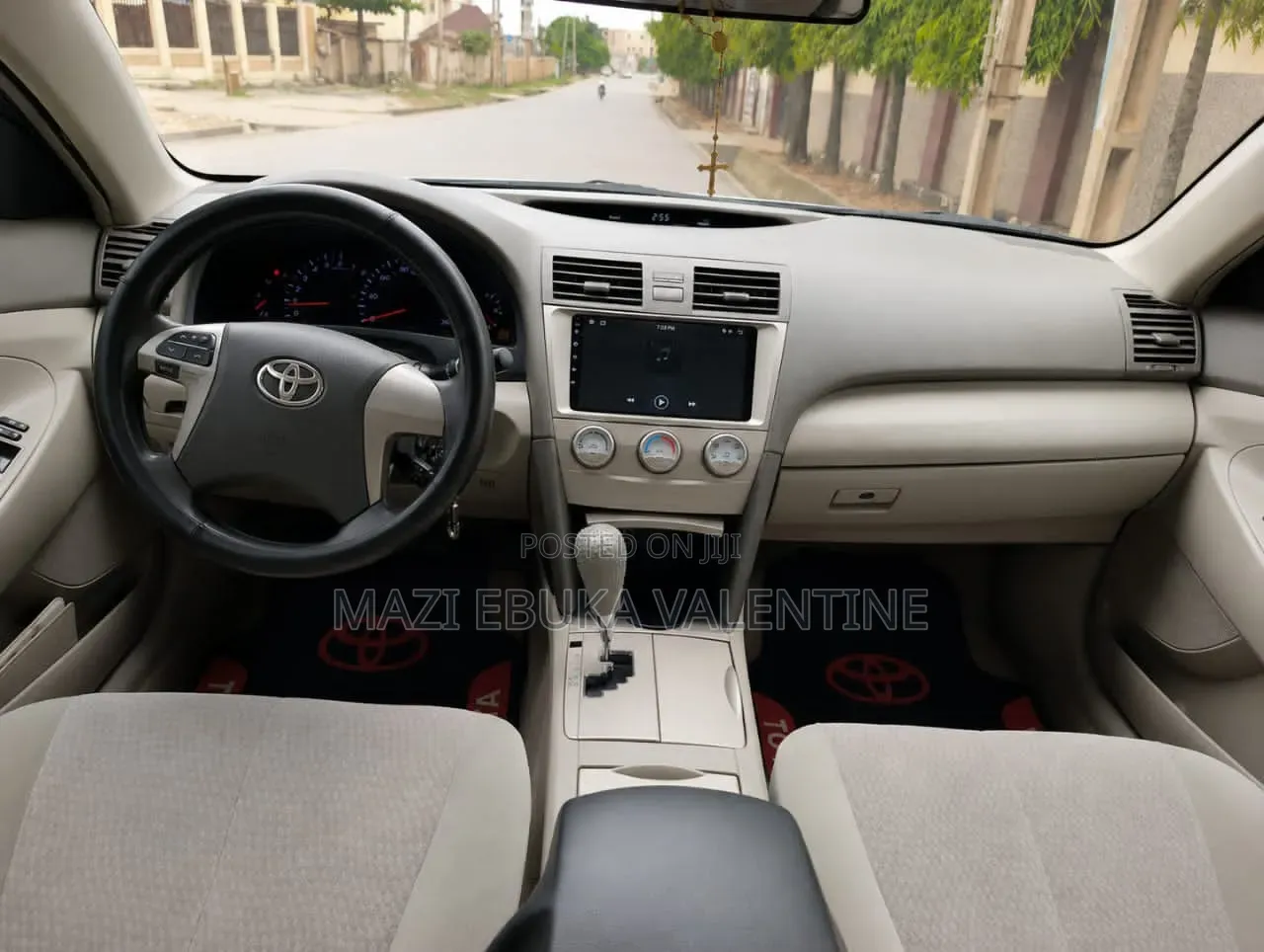 Toyota Camry 2011