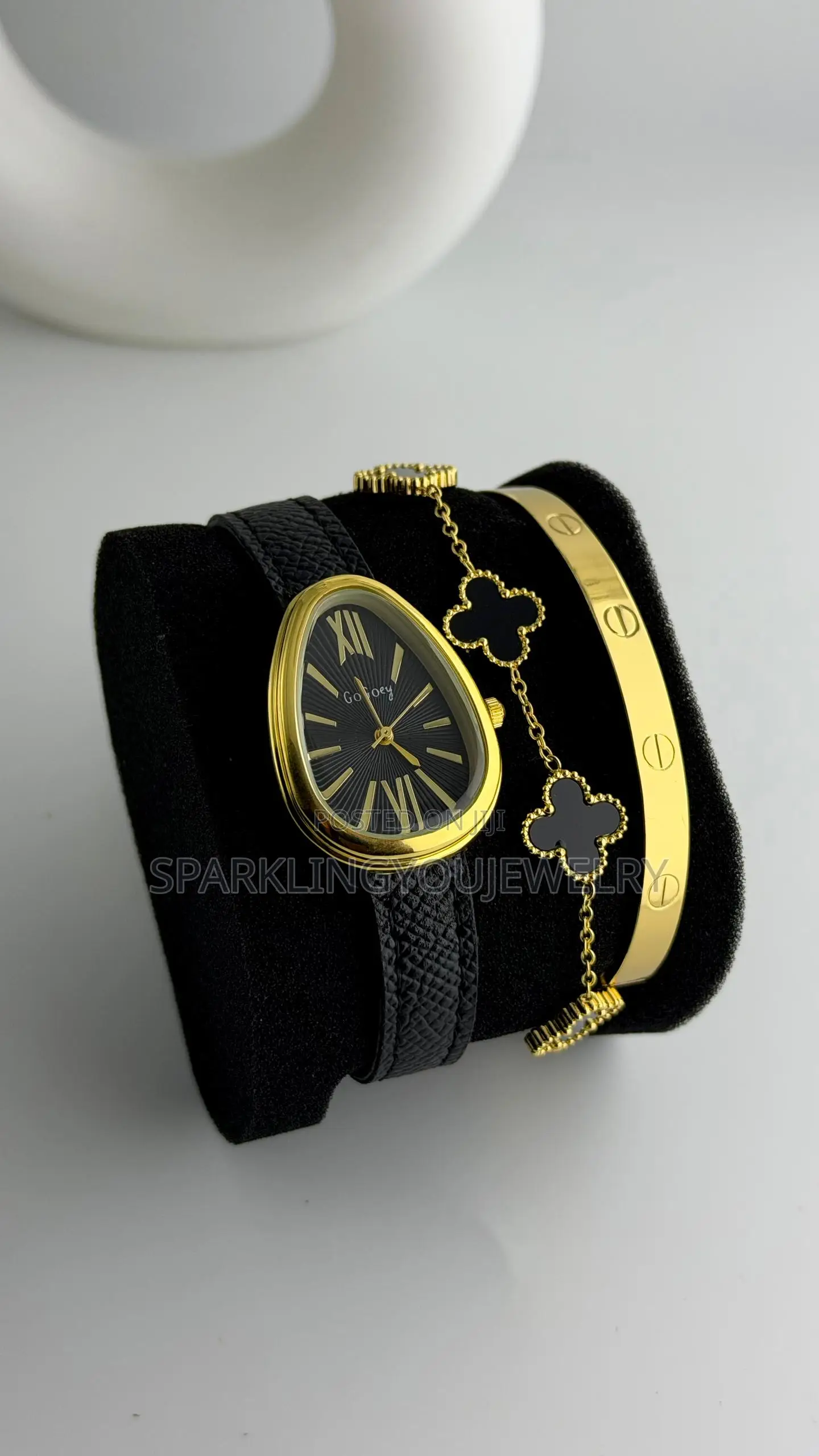 Gogoey Watch Bracelet Combo for Ladies, Stainless Steel Set