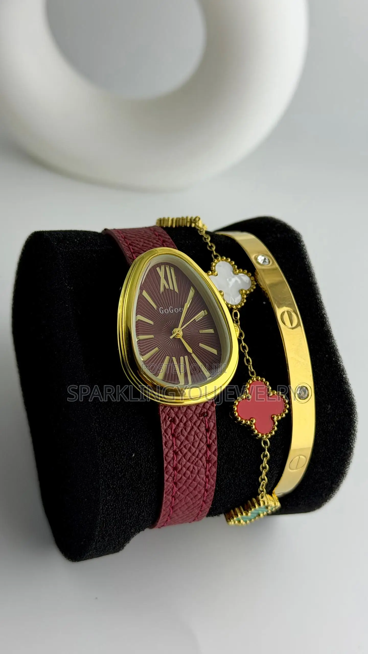 Gogoey Watch Bracelet Combo for Ladies, Stainless Steel Set