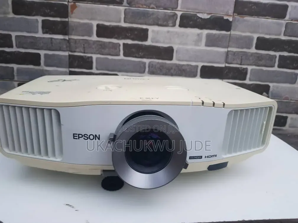 5000 Lumen Epson Projector Suitable for Outdoor Events