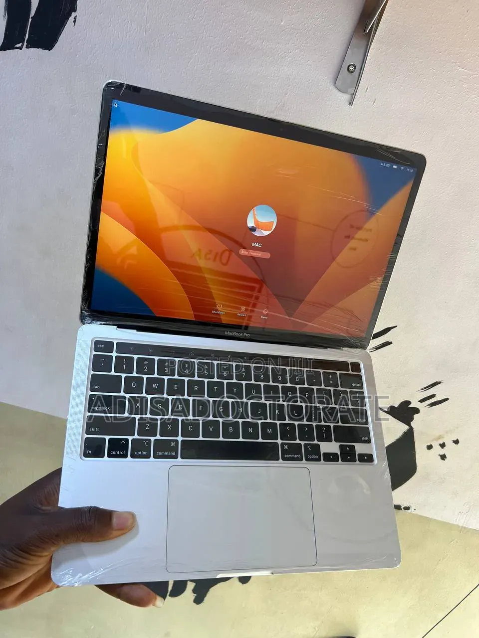 Laptop Apple MacBook Pro 2020 8GB SSD 256GB
