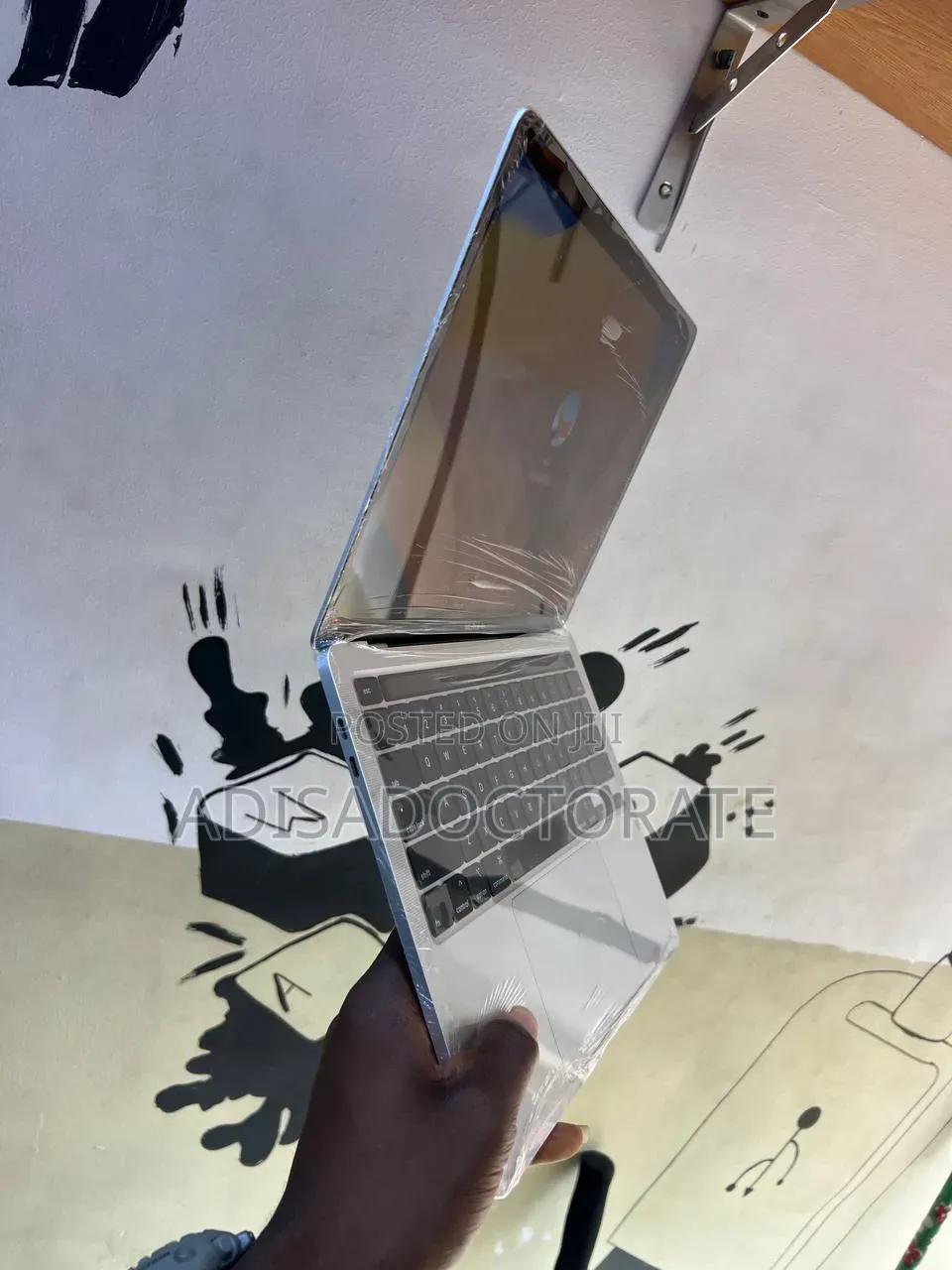 Laptop Apple MacBook Pro 2020 8GB SSD 256GB