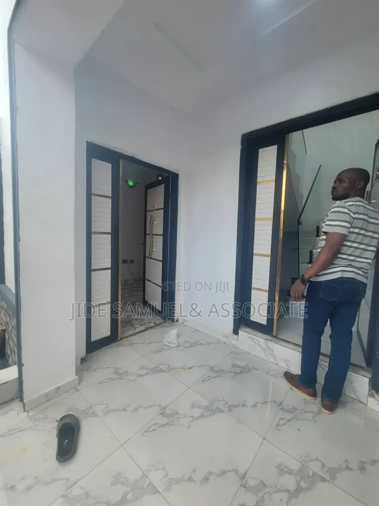 Furnished 2bdrm Block of Flats in Ayobo for rent