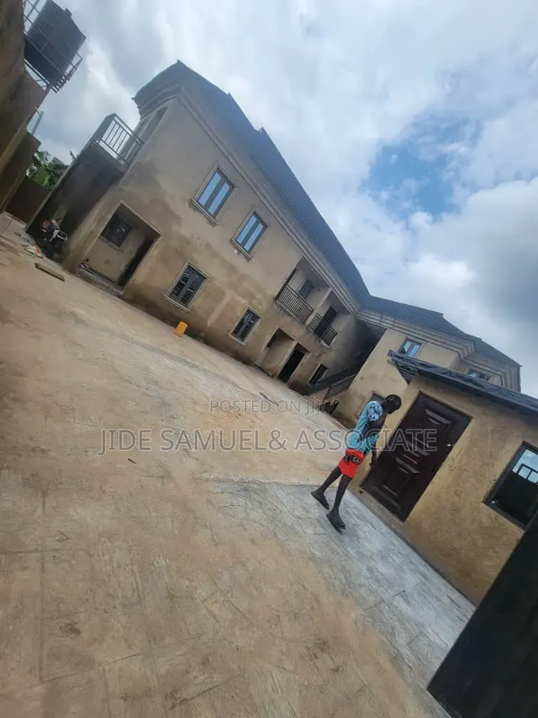 Furnished Mini Flat in Ayobo for rent