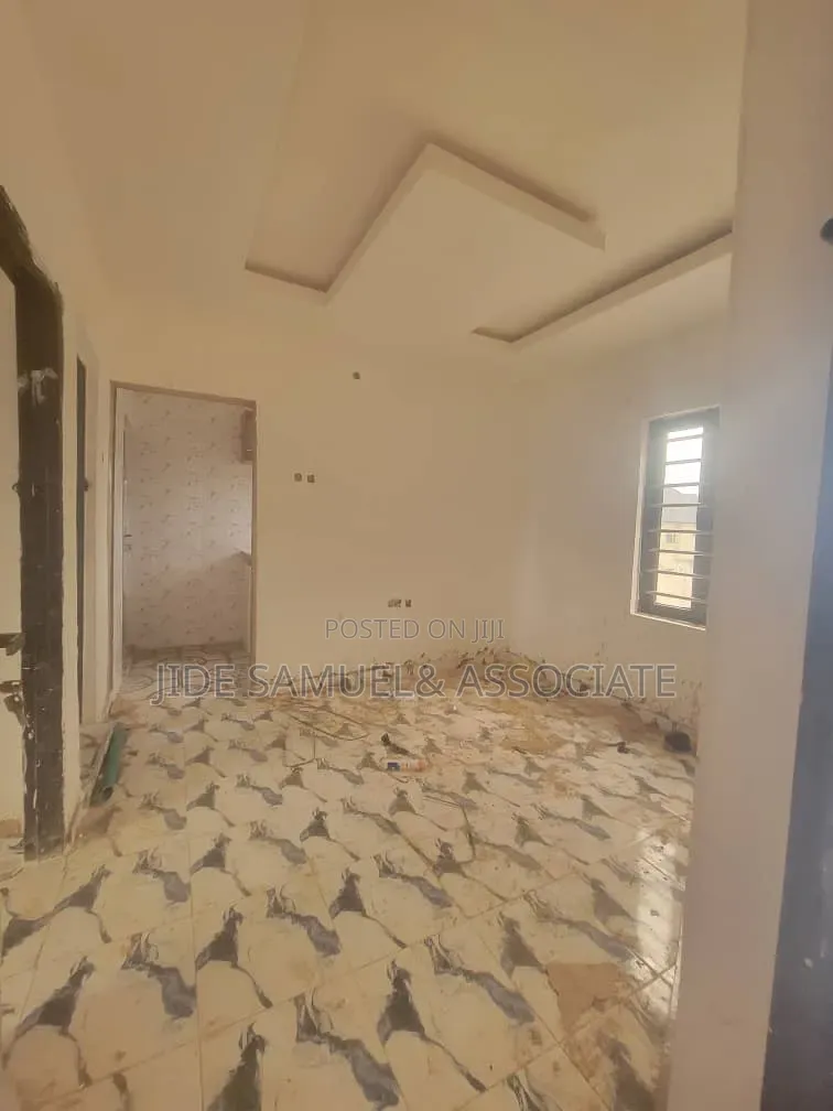Furnished Mini Flat in Ayobo for rent