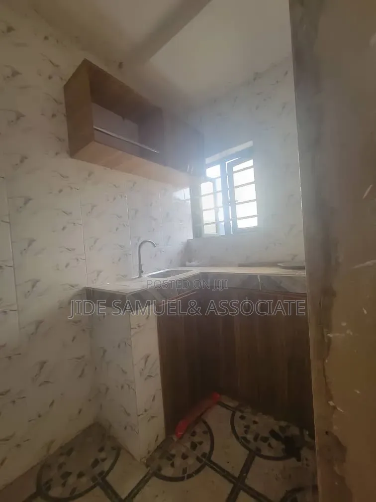 Furnished Mini Flat in Ayobo for rent