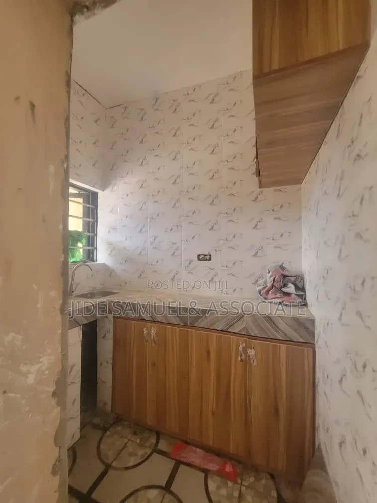 Furnished 2bdrm Block of Flats in Ayobo for rent