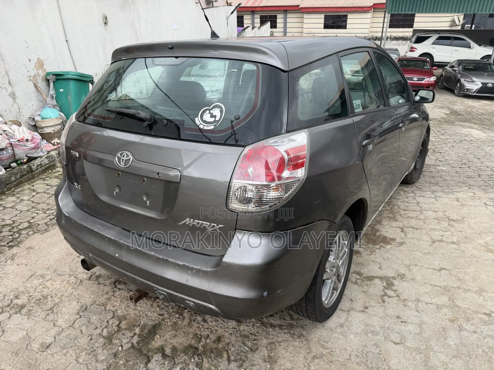 Toyota Matrix Hatchback FWD (1.8L 4cyl 5M) 2008 Gray