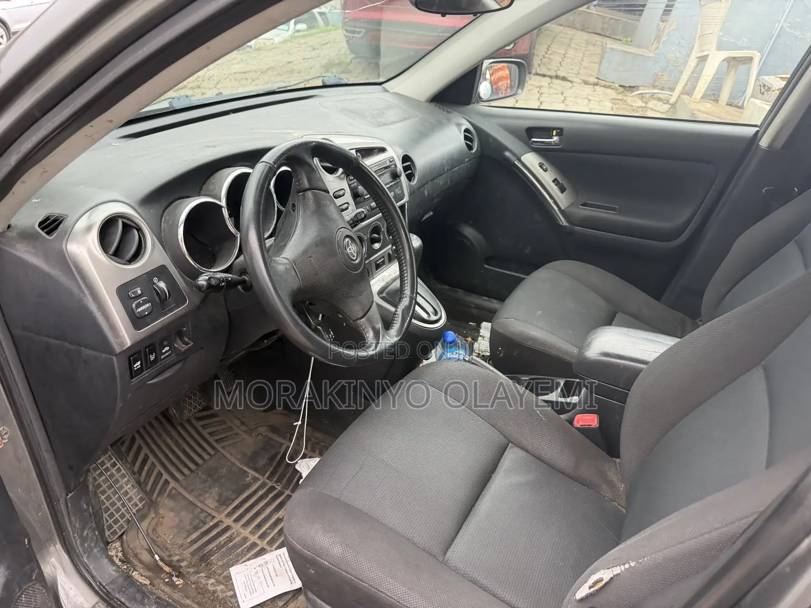 Toyota Matrix Hatchback FWD (1.8L 4cyl 5M) 2008 Gray