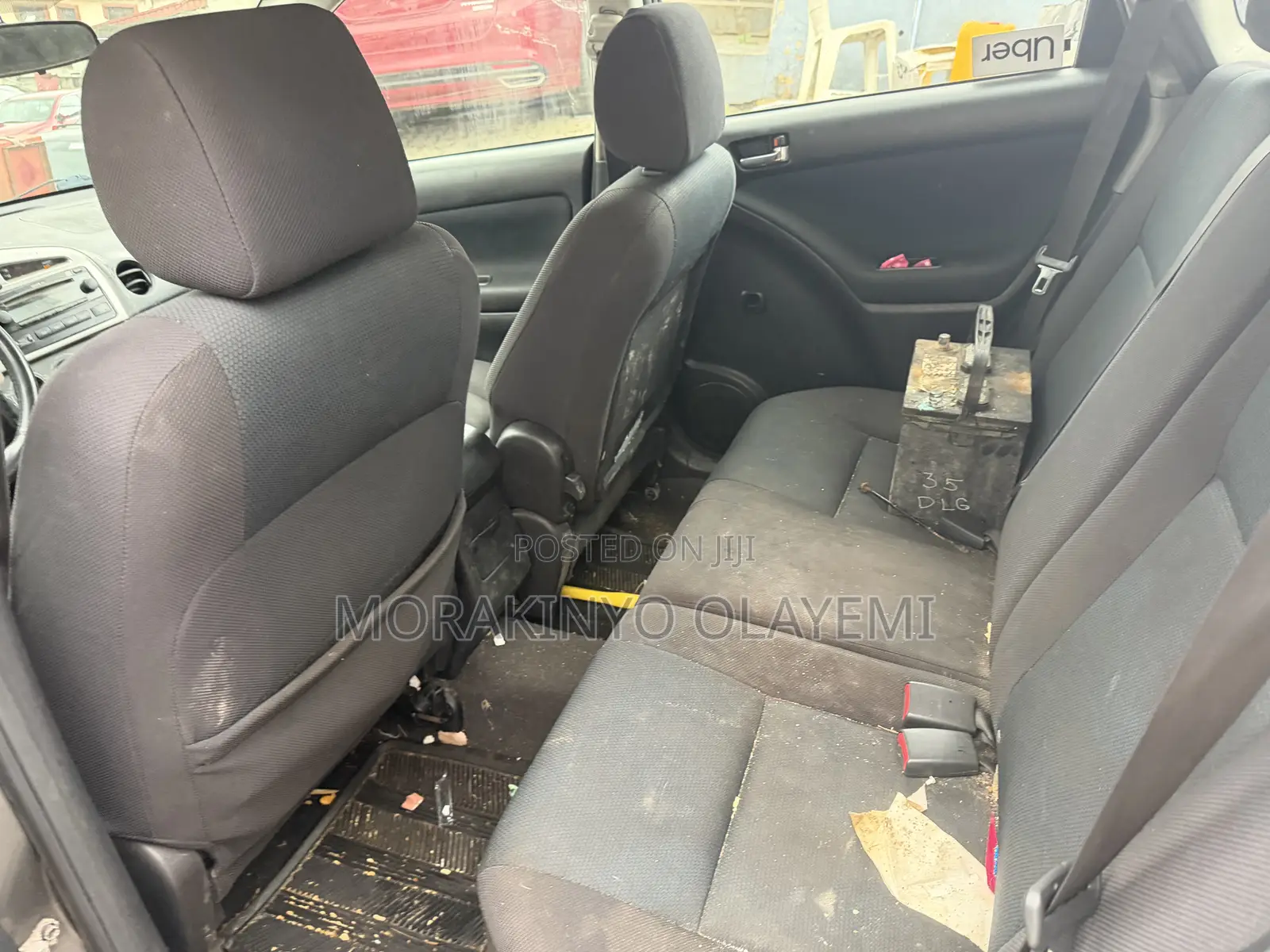 Toyota Matrix Hatchback FWD (1.8L 4cyl 5M) 2008 Gray