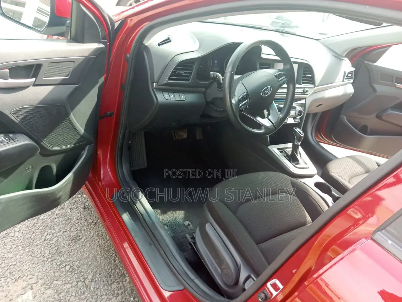 Hyundai Elantra 2019 Red