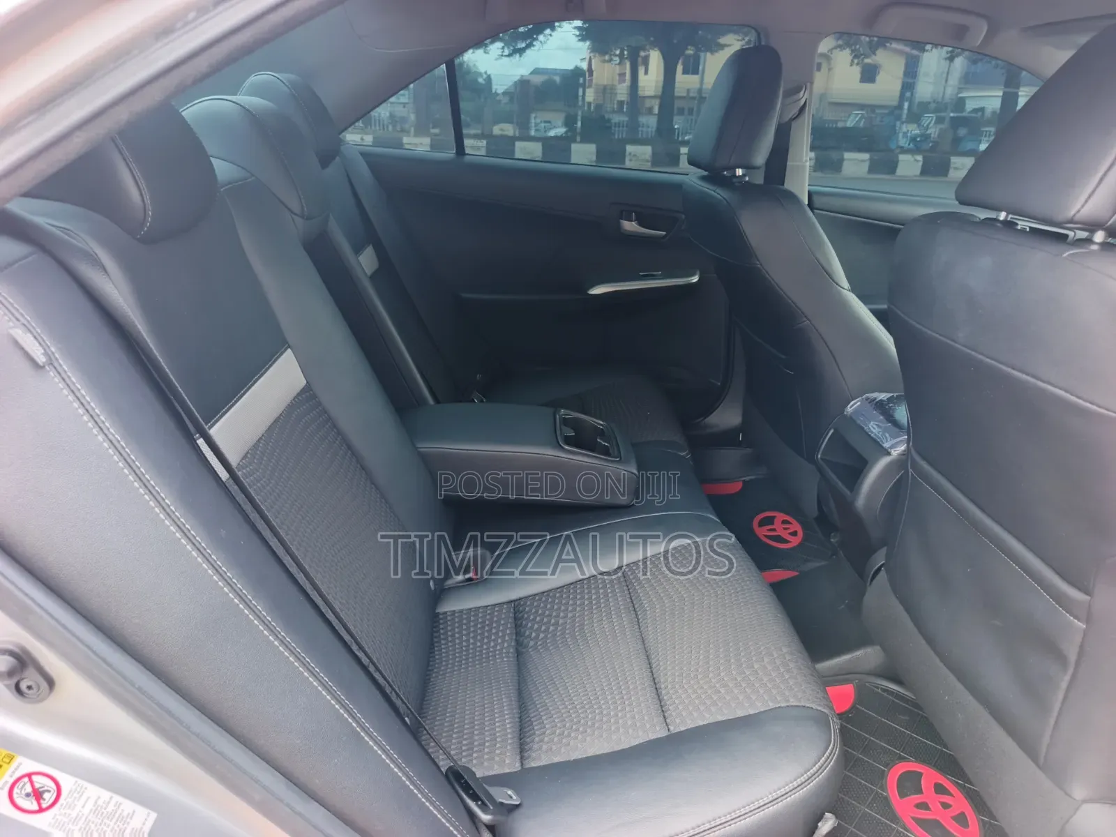 Toyota Camry 2013 Silver