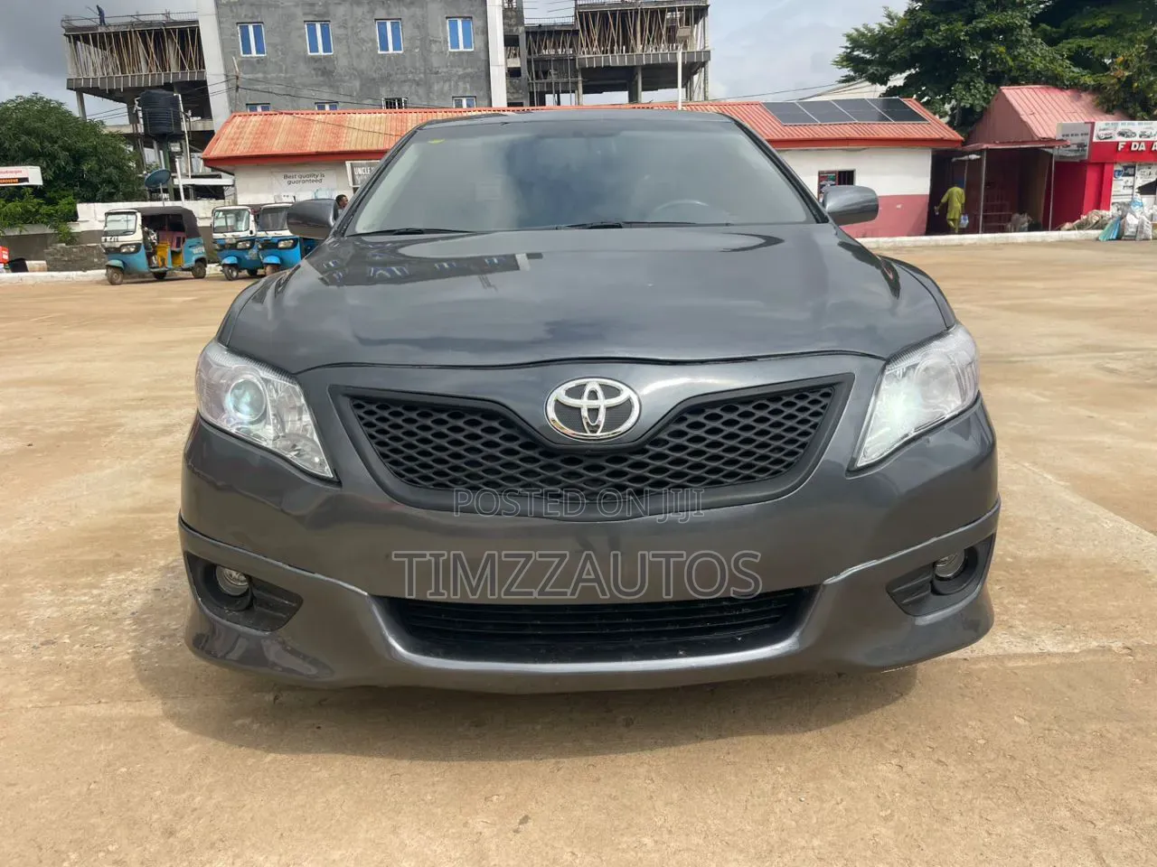 Toyota Camry 2011 Gray