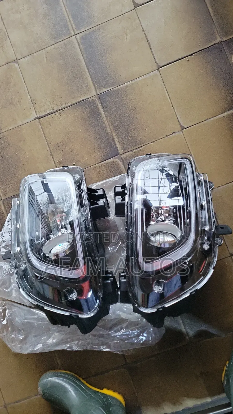 Hyundai Venue Headlights