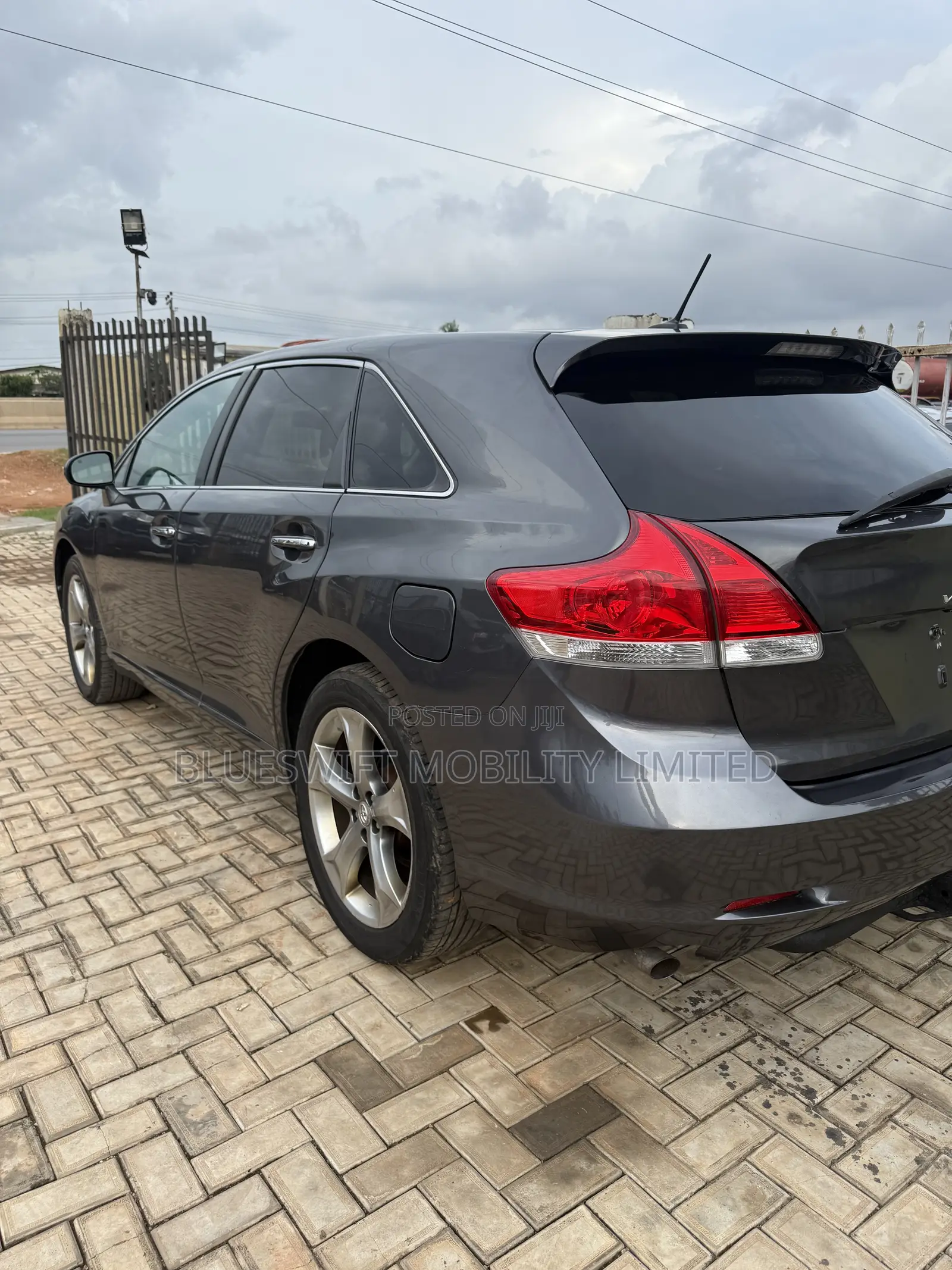 Toyota Venza XLE 2012 Gray