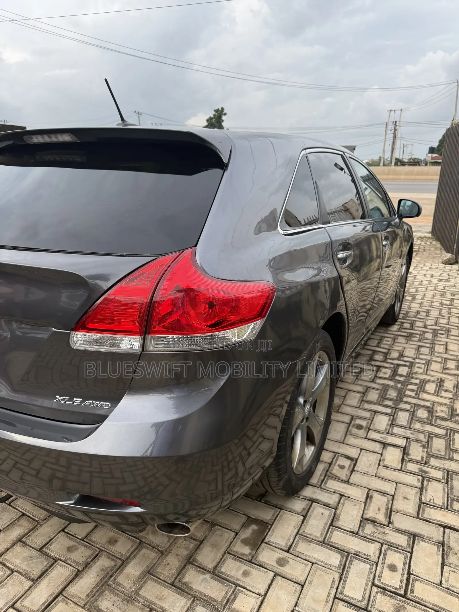 Toyota Venza XLE 2012 Gray